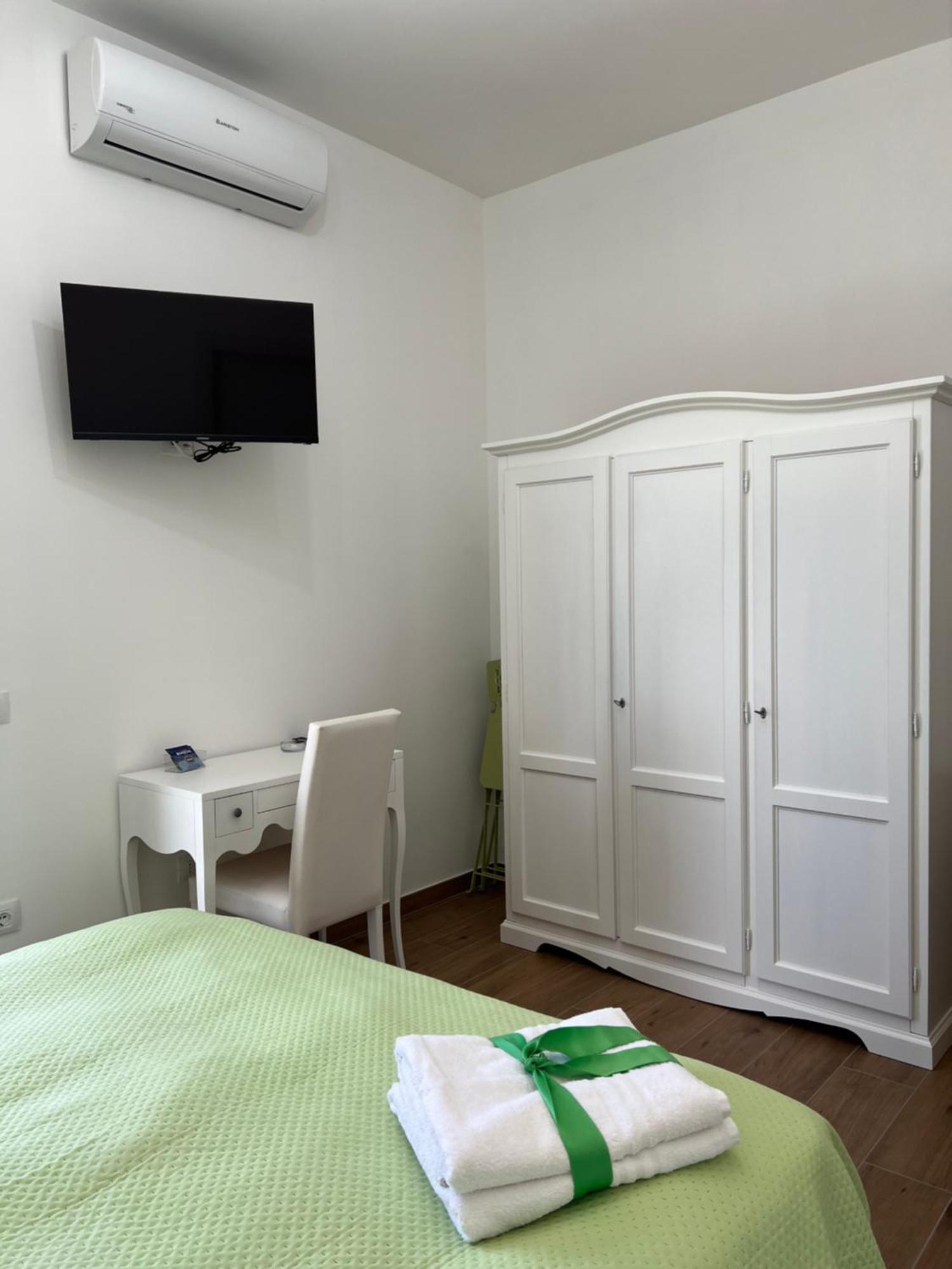 Dente Di Leone Hotell San Mauro Cilento Exteriör bild