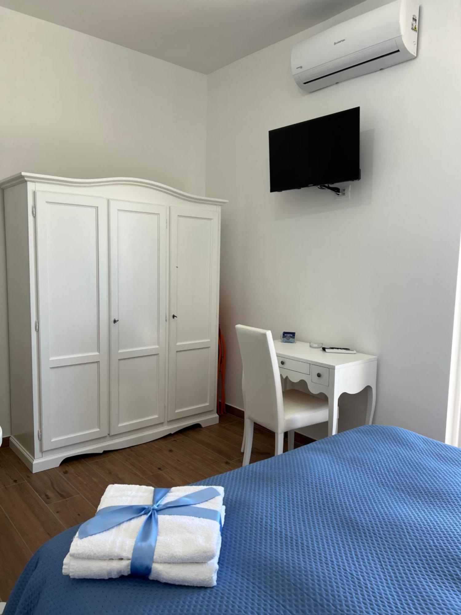 Dente Di Leone Hotell San Mauro Cilento Exteriör bild